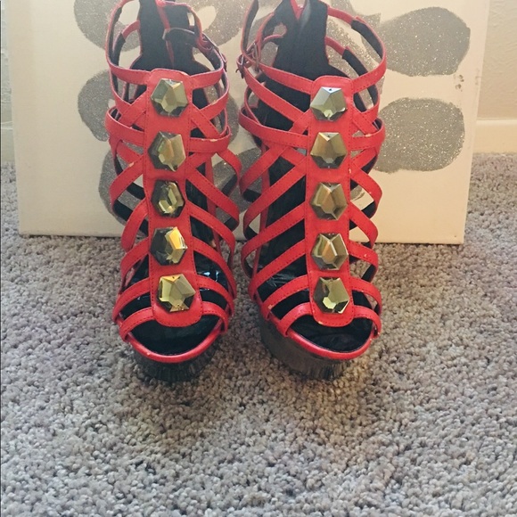 Heels - Picture 1 of 3